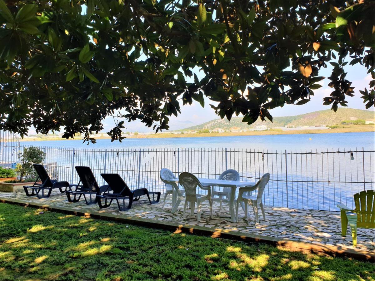 Villa Cecilia Sul Lago Fronte Mare Sperlonga Extérieur photo