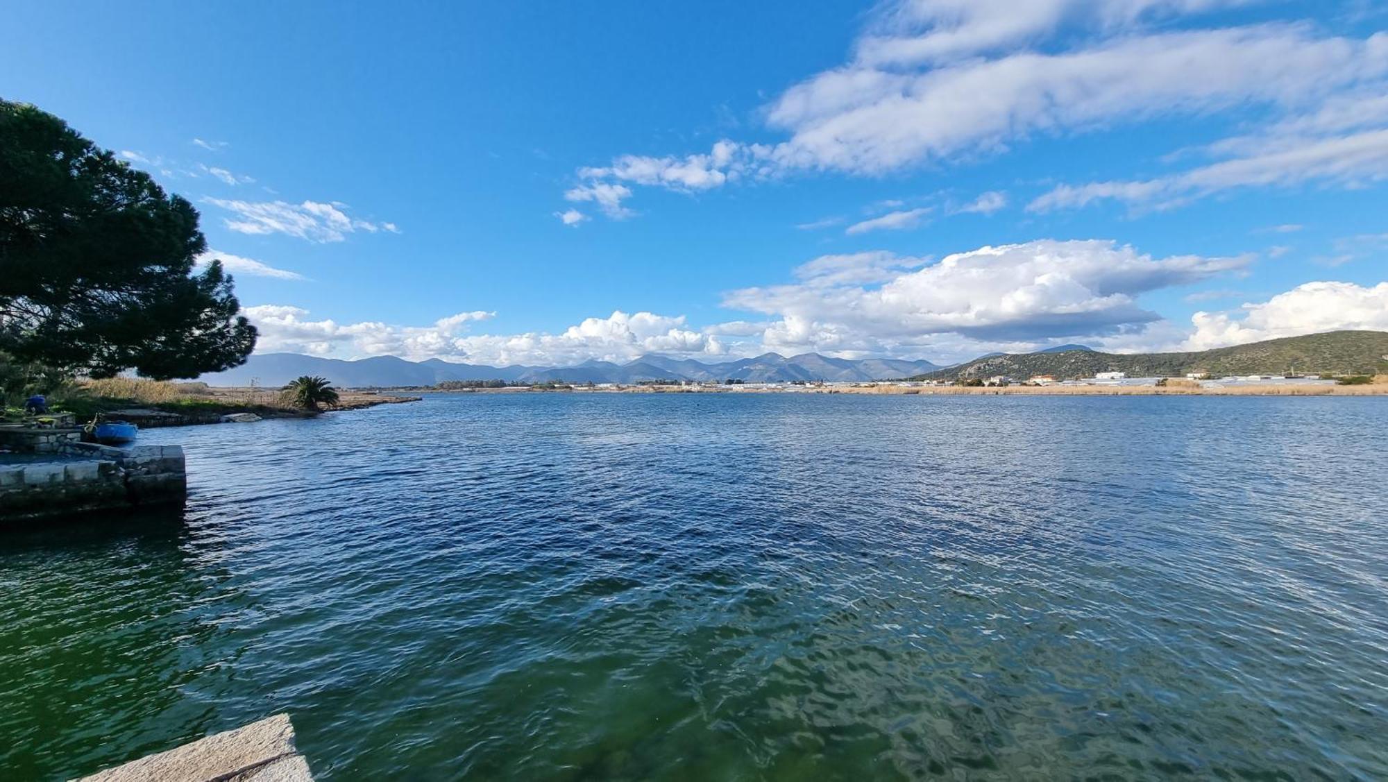 Villa Cecilia Sul Lago Fronte Mare Sperlonga Extérieur photo