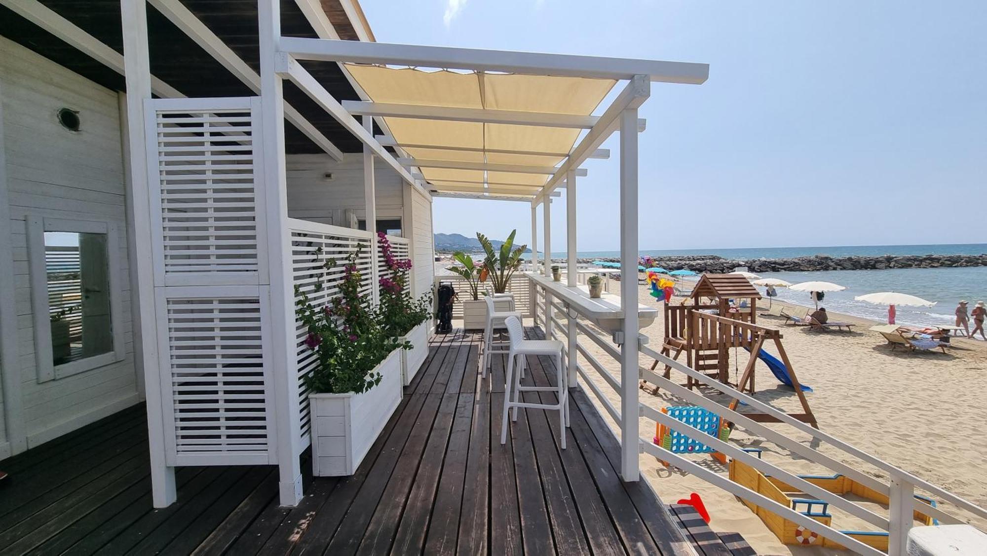 Villa Cecilia Sul Lago Fronte Mare Sperlonga Extérieur photo